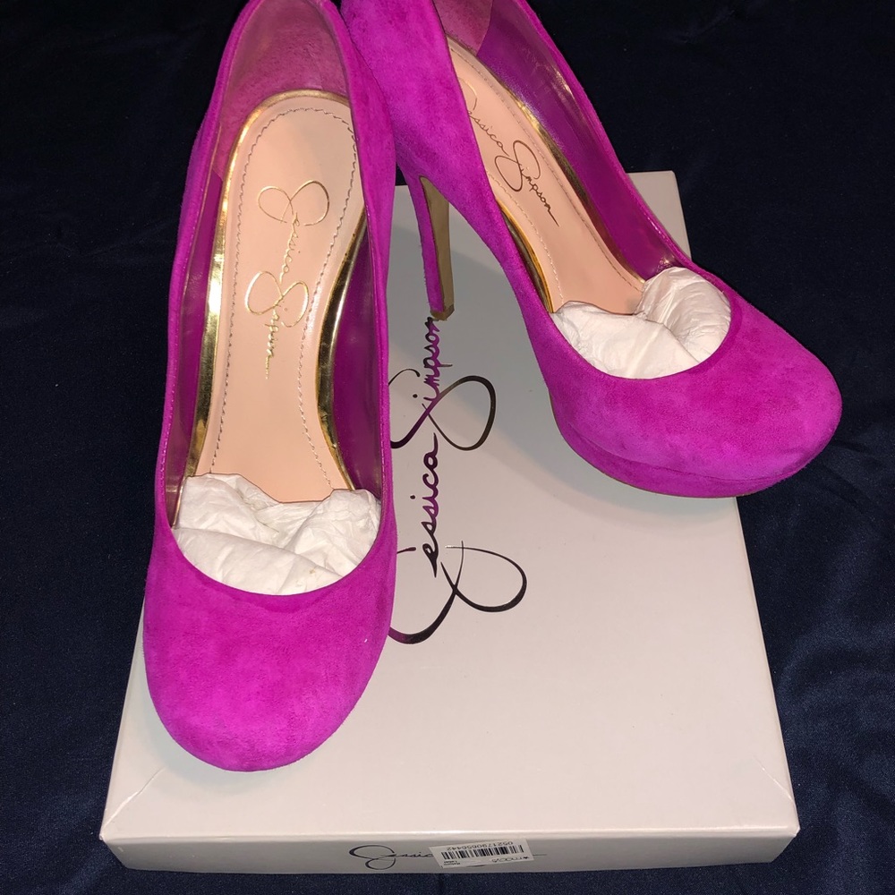 Jessica Simpson hot pink pumps.